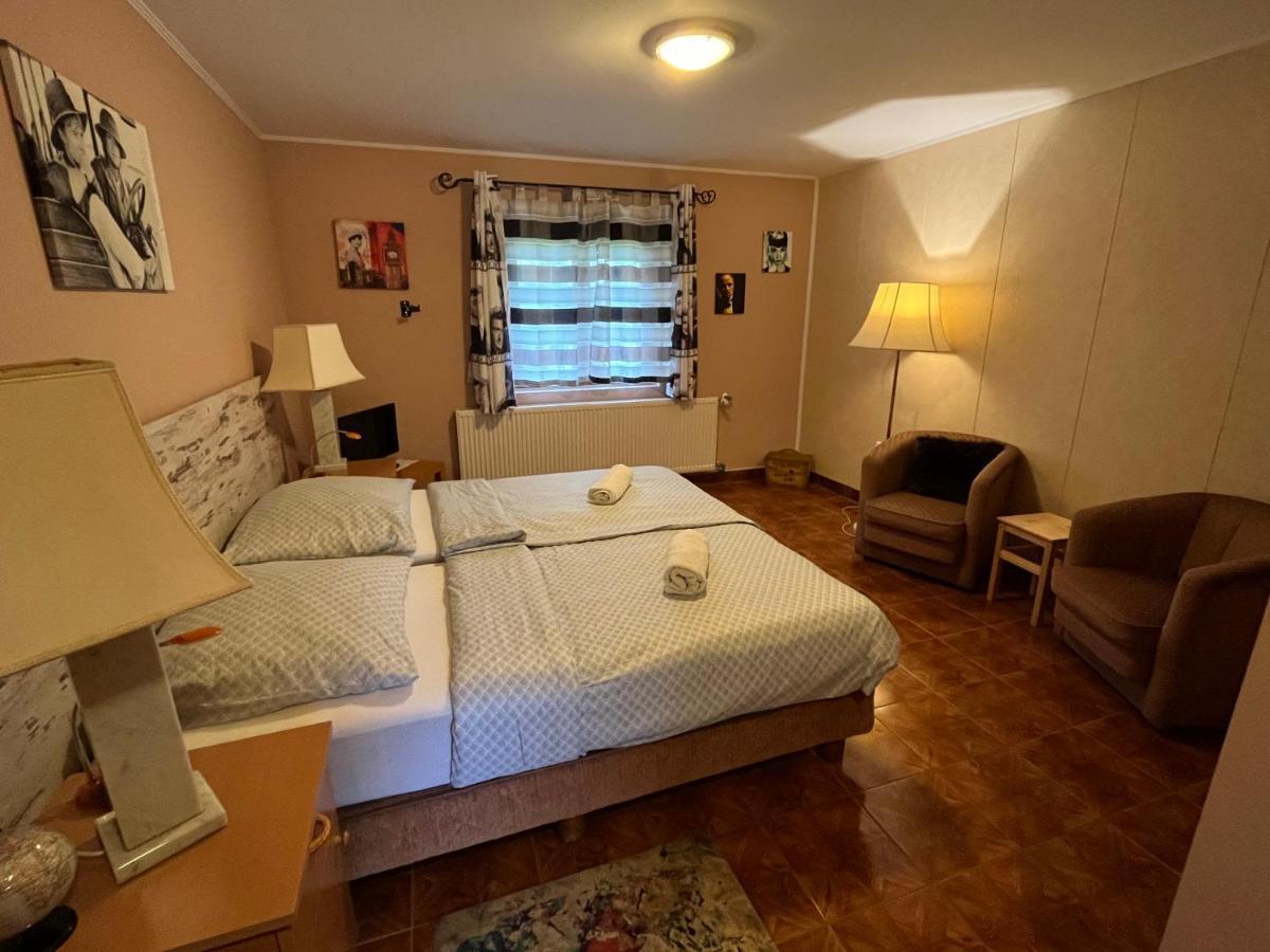 Erdei Vendégház Bogot Extérieur photo